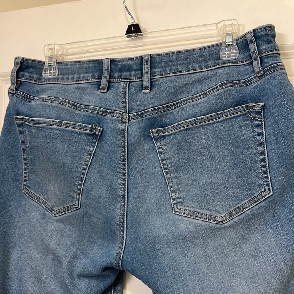 Tommy Bahama Slim Boyfriend Jeans - Picture 3 of 4